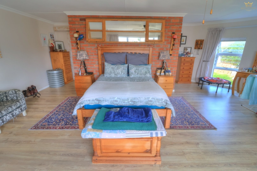 4 Bedroom Property for Sale in Bettys Bay Western Cape